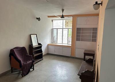 Hall Image of 1750 Sq.ft 4 BHK Apartment / Flat for sale in DDA Sector C Pocket 8, Vasant Kunj New Delhi for Rs. 40000000