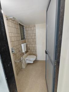 Bathroom Image of 615 Sq.ft 1 BHK Apartment / Flat for sale in Uma The Nature, Titwala Thane for Rs. 2700000