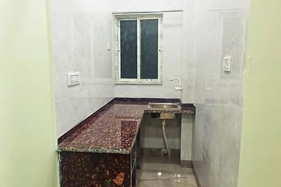 Kitchen Image of 300 Sq.ft 1 RK Apartment / Flat for rent in Keshtopur Kolkata for Rs. 16000