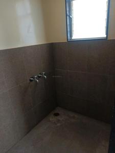 Common Bathroom Image of 610 Sq.ft 1 BHK Apartment / Flat for rent in Nyati Era I, Dighi Pune for Rs. 20000