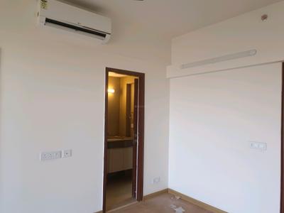 Bedroom Image of 1855 Sq.ft 3.5 BHK Apartment / Flat for sale in Godrej Meridien Phase II, Sector 106 Gurgaon for Rs. 27500000