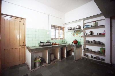 Kitchen Image of 702 Sq.ft 2 BHK Independent House for sale in Shahpur Ahmedabad for Rs. 14000000