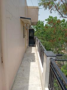 Balcony Image of 1200 Sq.ft 3 BHK Builder Floor for sale in RWA Block C Dilshad Garden, Dilshad Garden New Delhi for Rs. 14000000