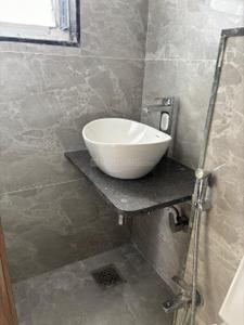 Bathroom Image of 1500 Sq.ft 3 BHK Independent House for rent in Ashok Nagar Pune for Rs. 70000