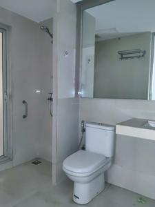 Common Bathroom Image of 1250 Sq.ft 2.5 BHK Apartment / Flat for sale in Hiranandani Estate Thane for Rs. 26000000