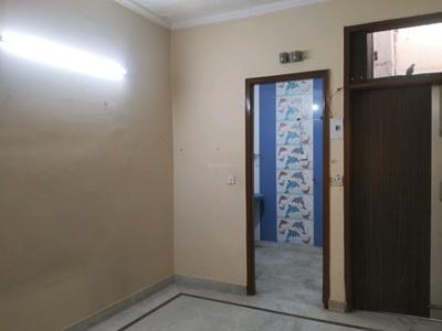 Bedroom Image of 1200 Sq.ft 3 BHK Builder Floor for rent in Vikaspuri New Delhi for Rs. 29000