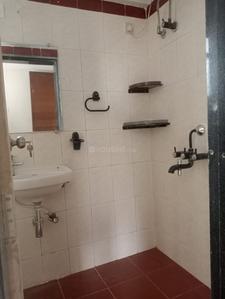 Bathroom Image of 1100 Sq.ft 2 BHK Apartment / Flat for rent in Dheeraj Ganga Apartments, Malad West Mumbai for Rs. 57000