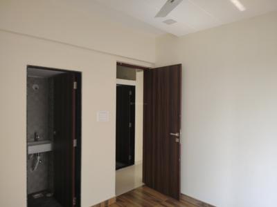 Bedroom Image of 700 Sq.ft 2 BHK Apartment / Flat for rent in Lodha Amara, Kolshet Thane for Rs. 47000