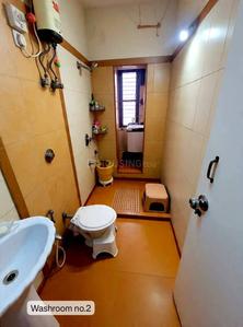 Bathroom Image of 1850 Sq.ft 3 BHK Apartment / Flat for sale in Chembur Mumbai for Rs. 39900000