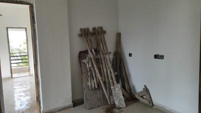 Living Room Image of 624 Sq.ft 2 BHK Apartment / Flat for sale in Dum Dum Kolkata for Rs. 2000000