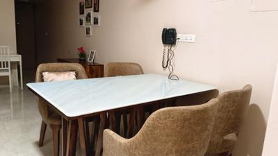 Hall Image of 800 Sq.ft 2 BHK Apartment / Flat for sale in Lodha Amara, Kolshet Thane for Rs. 10500000