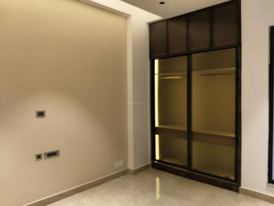 Bedroom Image of 2610 Sq.ft 4 BHK Apartment / Flat for sale in DLF Richmond Park, Sector 43 Gurgaon for Rs. 65000000