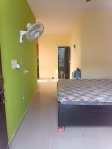 Bedroom Image of 600 Sq.ft 1 RK Independent House for rent in Sector 40 Gurgaon for Rs. 30000