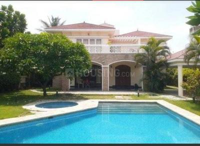 5 BHK Independent House