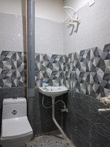 Common Bathroom Image of 1050 Sq.ft 2 BHK Apartment / Flat for sale in Sector 49 Noida for Rs. 4200000