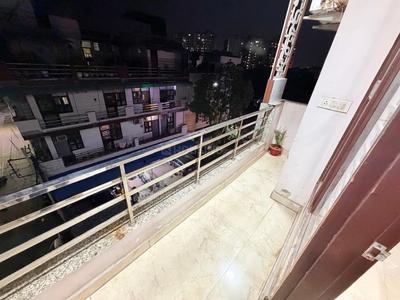 Balcony Image of 1200 Sq.ft 3 BHK Apartment / Flat for sale in Vasundhara Ghaziabad for Rs. 7000000