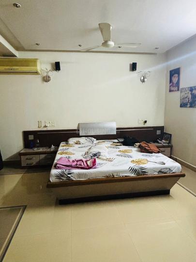 Bedroom Image of 2100 Sq.ft 3 BHK Apartment / Flat for sale in Athwa Surat for Rs. 10500000