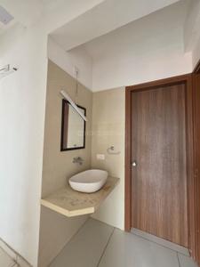 Image of 1600 Sq.ft 3 BHK Apartment / Flat for rent in Darshanam Club Life, Undera, Vadodara for Rs. 27500