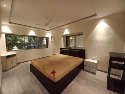 Bedroom Image of 960 Sq.ft 2 BHK Apartment / Flat for sale in Khar West Mumbai for Rs. 45000000