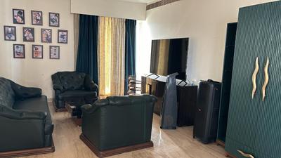 Hall Image of 6400 Sq.ft 5 BHK Apartment / Flat for sale in Mahagun Moderne, Sector 78 Noida for Rs. 89900000