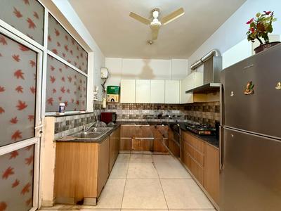 Kitchen Image of 1600 Sq.ft 3 BHK Apartment / Flat for sale in Sushma Crescent, Dhakoli Zirakpur for Rs. 10500000
