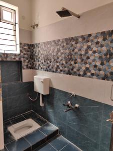 Bathroom Image of 1004 Sq.ft 2 BHK Apartment / Flat for sale in Anakaputhur Chennai for Rs. 5770000