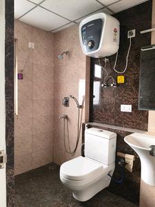 Bedroom One Image of 1350 Sq.ft 2.5 BHK Apartment / Flat for rent in Shree Vardhman Victoria, Sector 70 Gurgaon for Rs. 43000