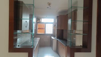 Kitchen Image of 1545 Sq.ft 3.5 BHK Apartment / Flat for sale in Amrapali Silicon City, Sector 76 Noida for Rs. 16000000