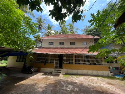 Image of 12414 Sq.ft 9 BHK Independent House for sale in Koduvally, Thalassery for Rs. 21000000