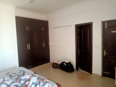 Bedroom Image of 1850 Sq.ft 3 BHK Apartment / Flat for sale in Amrapali Sapphire, Sector 45 Noida for Rs. 23500000