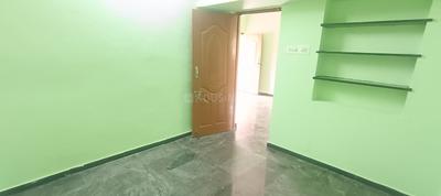 Bedroom Image of 1000 Sq.ft 2 BHK Builder Floor for rent in Koilmedu Coimbatore for Rs. 13000