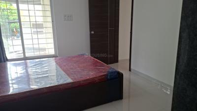Bedroom Image of 750 Sq.ft 2 BHK Apartment / Flat for rent in Esclare Royale, Kharadi Pune for Rs. 37000