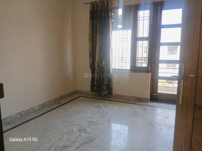 Bedroom Image of 1600 Sq.ft 3 BHK Builder Floor for rent in Palam Vihar Gurgaon for Rs. 37000