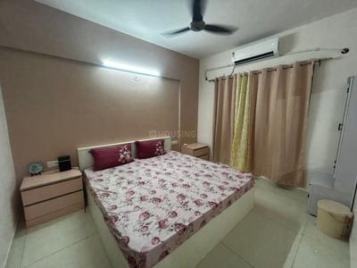 Bedroom Image of 1210 Sq.ft 2 BHK Apartment / Flat for rent in Adani Aster Phase 1, Vaishno Devi Circle Ahmedabad for Rs. 39000