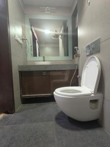 Bathroom Image of 4400 Sq.ft 4 BHK Apartment / Flat for sale in Bodakdev Ahmedabad for Rs. 60000000