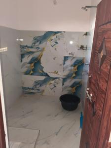 Bathroom Image of 1900 Sq.ft 2.5 BHK Independent House for rent in Gopal Pura Agra for Rs. 12000