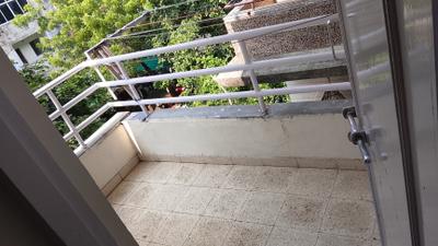 Bedroom Image of 1025 Sq.ft 2 BHK Apartment / Flat for rent in Navrangpura Ahmedabad for Rs. 25000