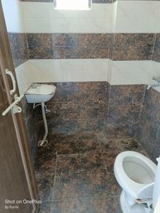 Bathroom Image of 800 Sq.ft 2 BHK Apartment / Flat for rent in Sirol Gwalior for Rs. 10000