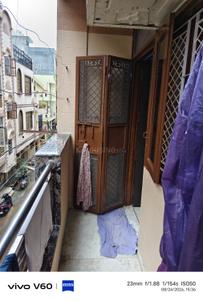 Balcony Image of 891 Sq.ft 3 BHK Builder Floor for sale in Krishna Nagar New Delhi for Rs. 8000000