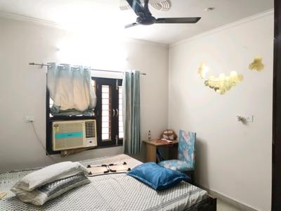 Bedroom Image of 1200 Sq.ft 3 BHK Apartment / Flat for sale in Sector 15 Rohini New Delhi for Rs. 18000000