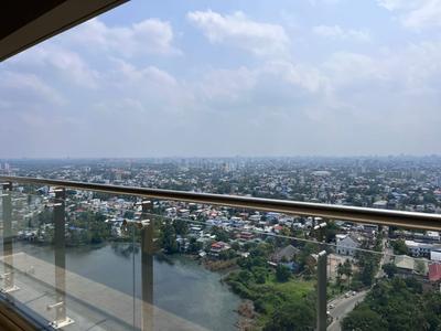 Balcony Image of 2700 Sq.ft 4 BHK Apartment / Flat for sale in Puravankara Oceana, Marine Drive Kochi for Rs. 28000000