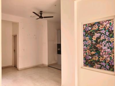 Dining Area Image of 2495 Sq.ft 3 BHK Apartment / Flat for sale in BPTP Astaire Garden Floors, Sector 70A Gurgaon for Rs. 25500000