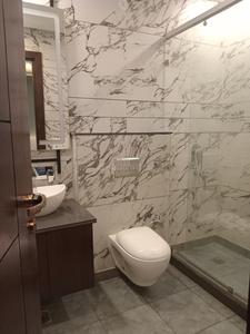 Bathroom Image of 2350 Sq.ft 4.5 BHK Builder Floor for sale in Central Park Clover Floors, Sector 33 Sohna for Rs. 40000000