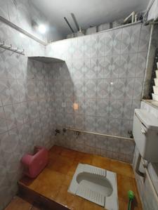 Bathroom Image of 700 Sq.ft 2 BHK Apartment / Flat for rent in Kanakia Sanskruti, Borivali East Mumbai for Rs. 52000