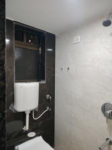 Common Bathroom Image of 700 Sq.ft 2 BHK Apartment / Flat for rent in Thane East Thane for Rs. 40000