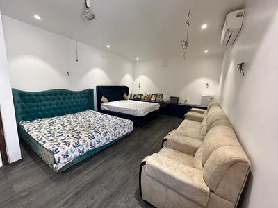 Bedroom Image of 4000 Sq.ft 4 BHK Independent House for rent in Madhapur Hyderabad for Rs. 180000
