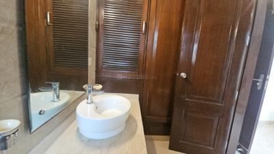 Image of 3200 Sq.ft 4 BHK Builder Floor for rent in Vasant Vihar, New Delhi for Rs. 250000