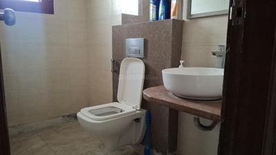 Bathroom Image of 900 Sq.ft 1 RK Builder Floor for rent in Sector 23 Gurgaon for Rs. 20000