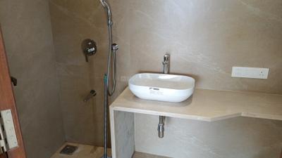 Image of 1200 Sq.ft 3 BHK Apartment / Flat for rent in Santacruz West, Mumbai for Rs. 225000