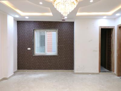 Living Room Image of 1400 Sq.ft 4 BHK Builder Floor for sale in Shiv Park New Delhi for Rs. 14500000
